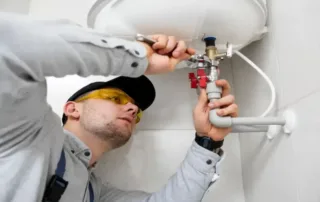 Cardom Plumbing helps you decide which water heater works best for you, comparing efficiency, installation, and features for the ideal choice.